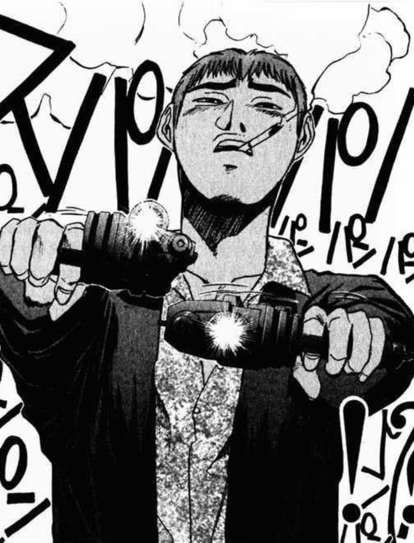 Eikichi Onizuka avec des armes à feu dans le manga