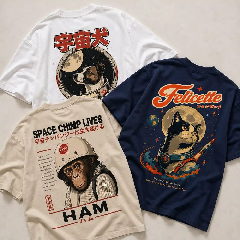 Les trois t-shirts oversize de la collection Animaux de l'Espace : Laïka, Ham et Félicette, dos imprimés